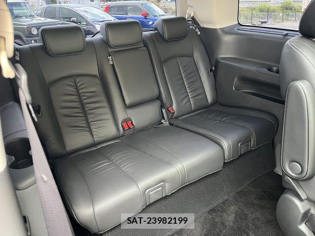 Nissan ELGRAND 2019-02 7961499-12