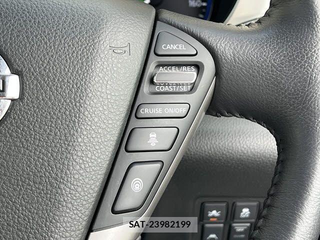 Nissan ELGRAND 2019-02 7961499-16