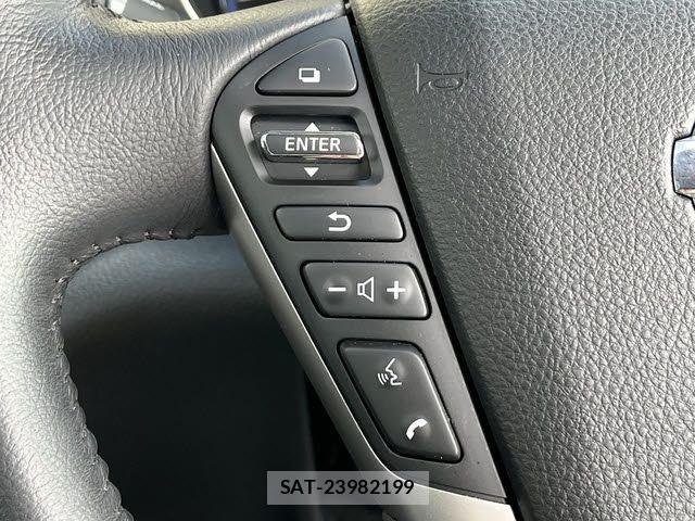 Nissan ELGRAND 2019-02 7961499-17