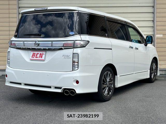 Nissan ELGRAND 2019-02 7961499-2