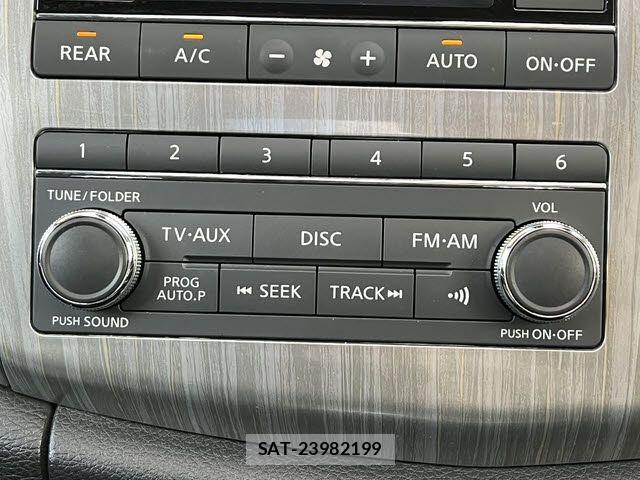 Nissan ELGRAND 2019-02 7961499-4