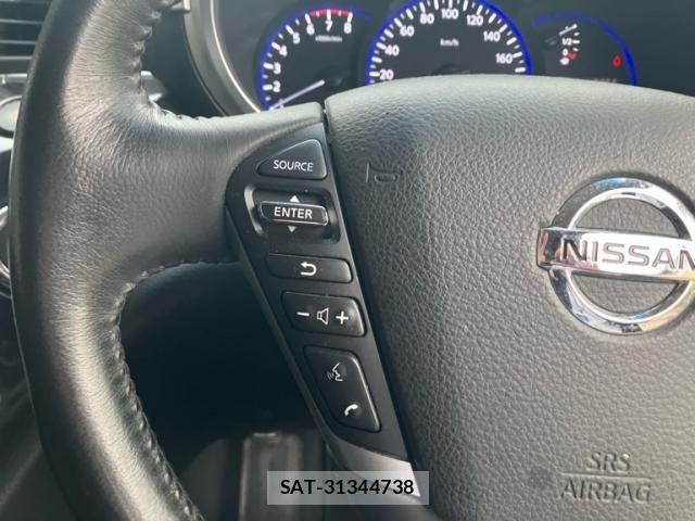 Nissan ELGRAND 2012-01 7961511-23