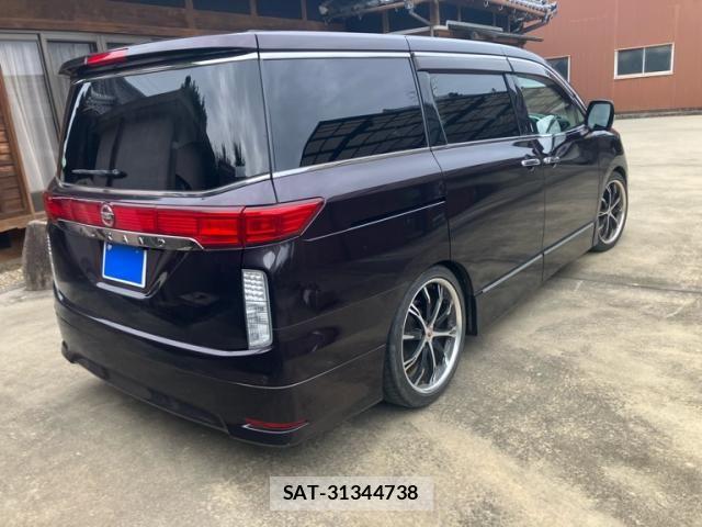 Nissan ELGRAND 2012-01 7961511-3