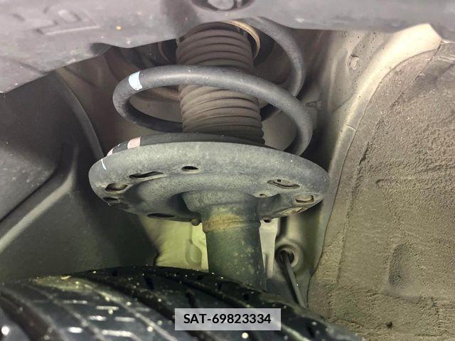 Nissan ELGRAND 2017-07 7961508-19