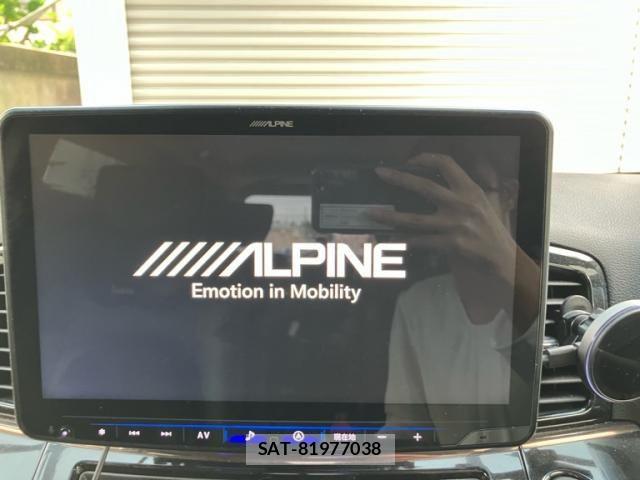 Nissan ELGRAND 2019-03 7979147-21