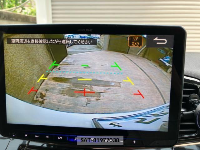 Nissan ELGRAND 2019-03 7979147-26