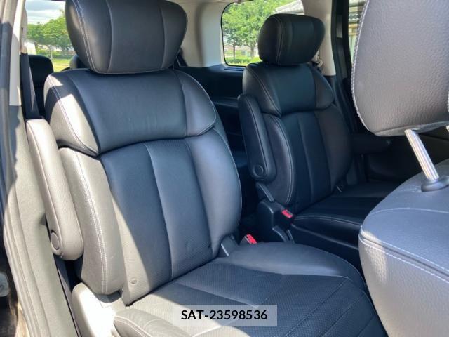 Nissan ELGRAND 2013-07 7979149-10