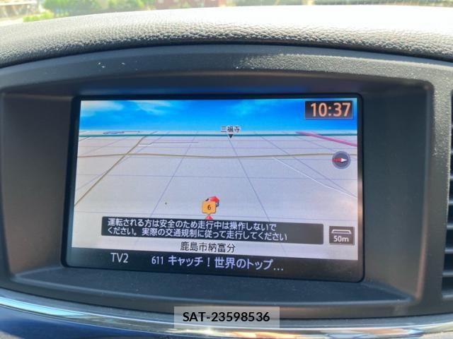 Nissan ELGRAND 2013-07 7979149-16