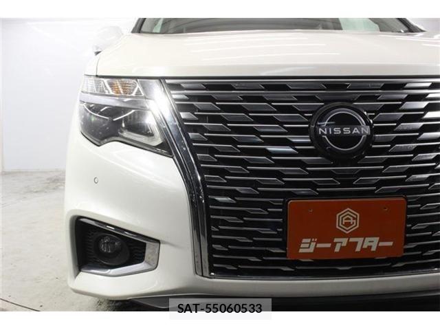 Nissan ELGRAND 2023-06 7979145-10