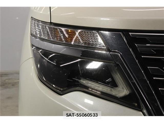 Nissan ELGRAND 2023-06 7979145-11