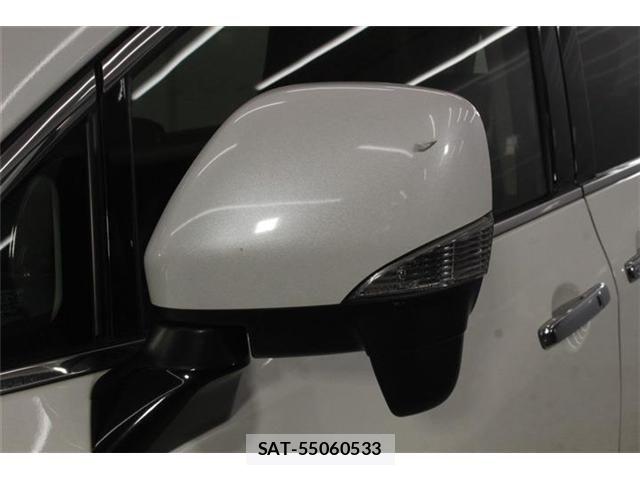 Nissan ELGRAND 2023-06 7979145-16