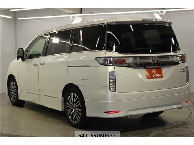 Nissan ELGRAND 2023-06 7979145-6