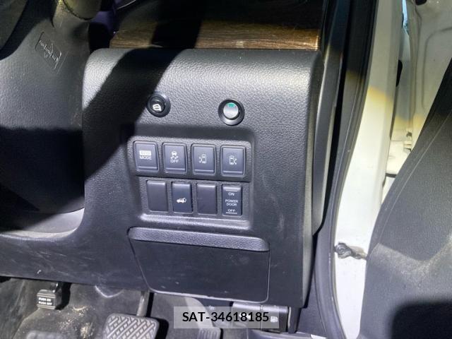 Nissan ELGRAND 2011-11 7979150-14