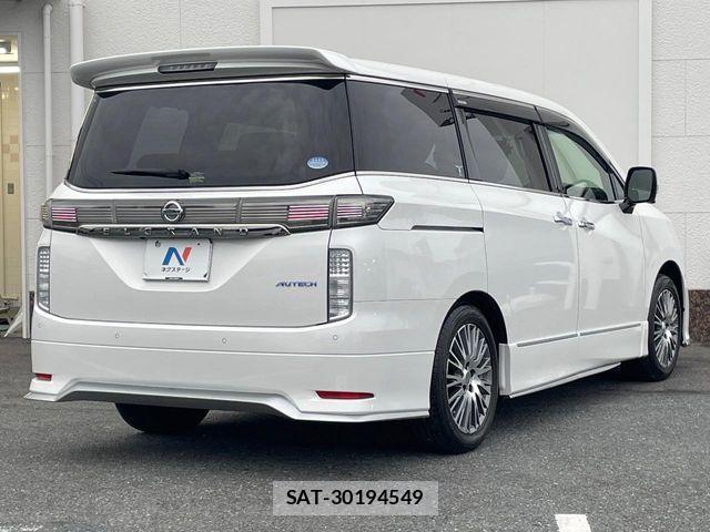 Nissan ELGRAND 2021-05 7979146-17