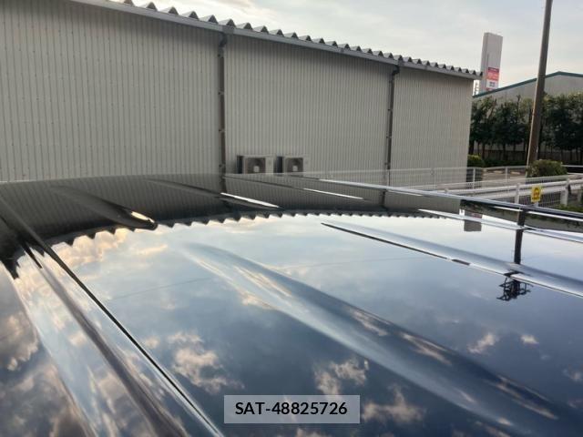 Nissan ELGRAND 2011-08 7979153-12