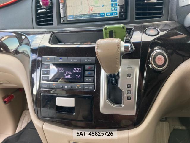 Nissan ELGRAND 2011-08 7979153-20