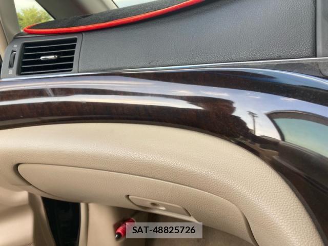 Nissan ELGRAND 2011-08 7979153-24