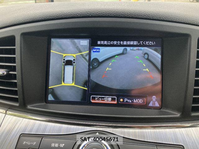 Nissan ELGRAND 2016-02 8035384-11