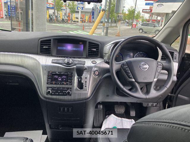 Nissan ELGRAND 2016-02 8035384-3