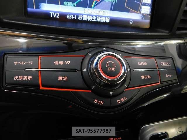 Nissan ELGRAND 2015-11 8035388-19