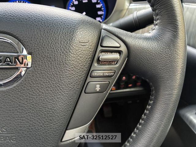 Nissan ELGRAND 2017-08 8035383-11