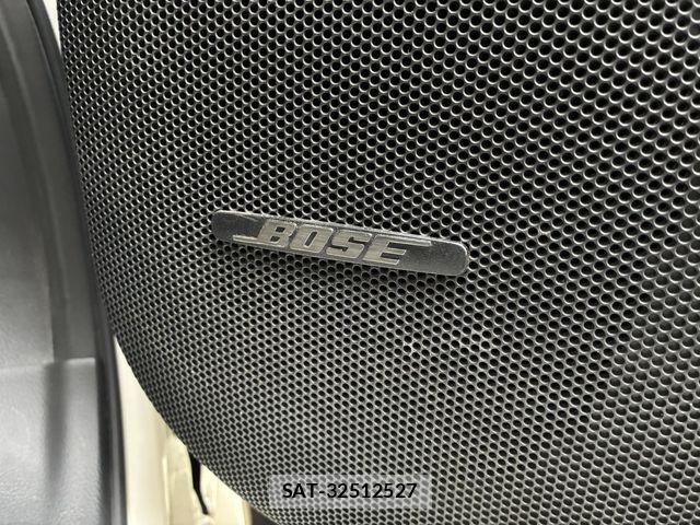 Nissan ELGRAND 2017-08 8035383-15