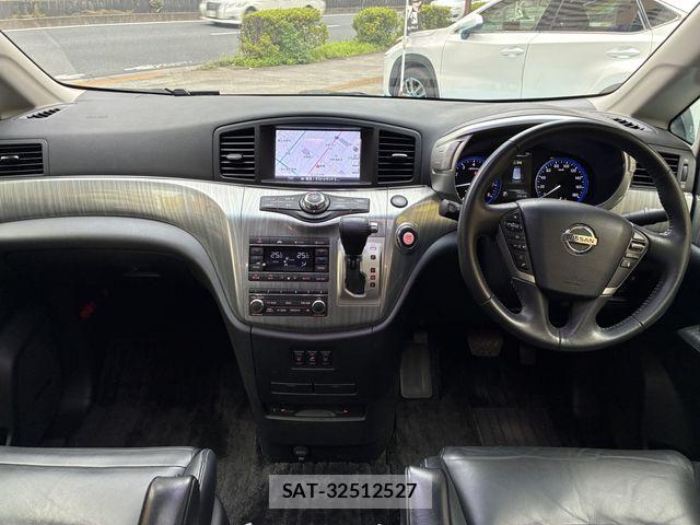 Nissan ELGRAND 2017-08 8035383-1