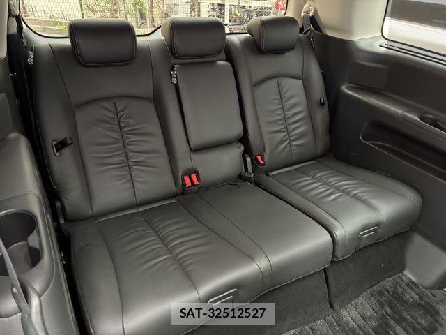 Nissan ELGRAND 2017-08 8035383-23