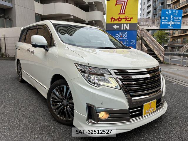 Nissan ELGRAND 2017-08 8035383-28