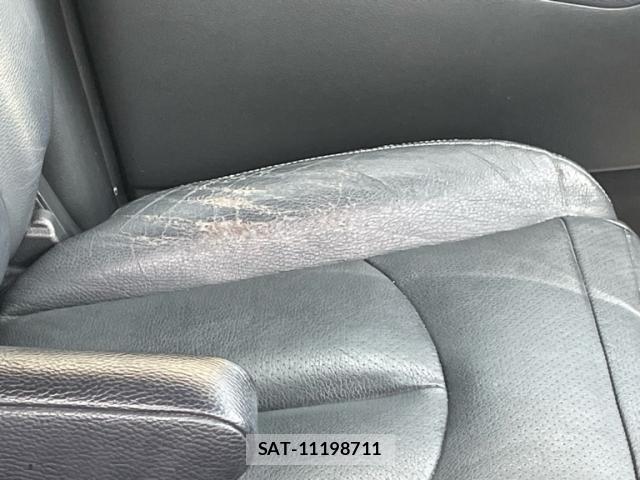 Nissan ELGRAND 2013-04 8035393-20