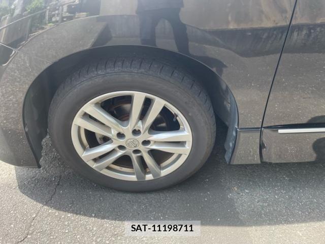 Nissan ELGRAND 2013-04 8035393-6