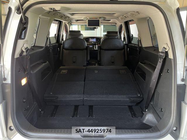 Nissan ELGRAND 2016-01 8035387-12