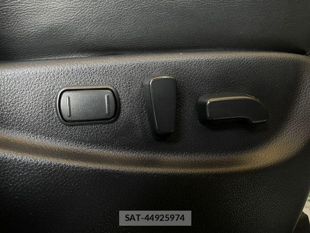 Nissan ELGRAND 2016-01 8035387-27
