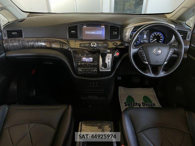 Nissan ELGRAND 2016-01 8035387-7