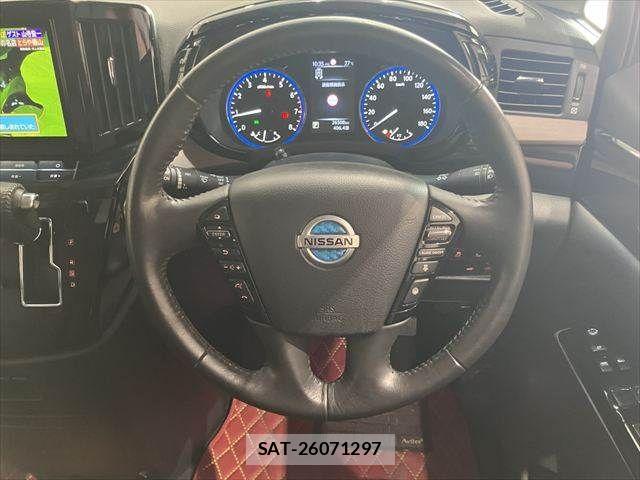 Nissan ELGRAND 2022-07 8035382-15