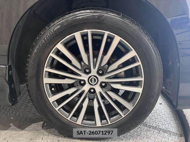 Nissan ELGRAND 2022-07 8035382-18