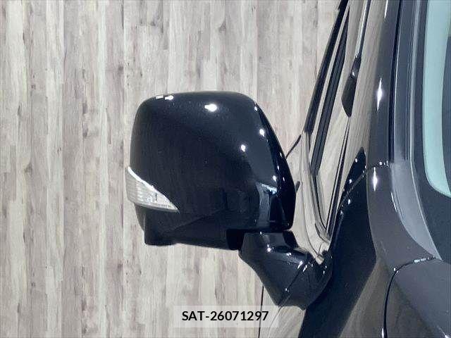 Nissan ELGRAND 2022-07 8035382-27