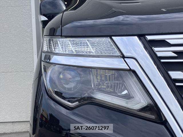 Nissan ELGRAND 2022-07 8035382-29