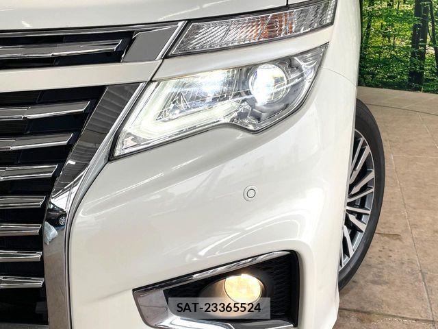 Nissan ELGRAND 2014-03 8035385-12