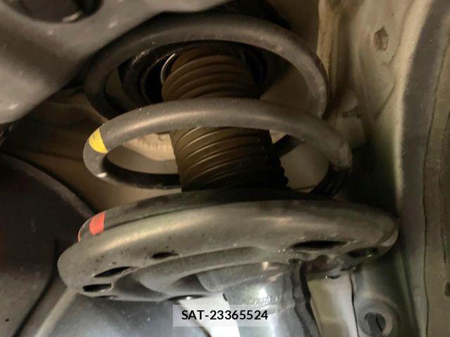 Nissan ELGRAND 2014-03 8035385-19