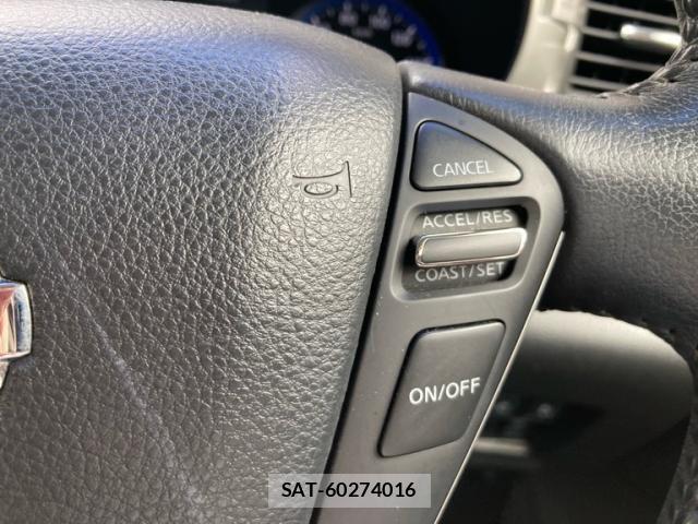 Nissan ELGRAND 2015-08 8073664-17