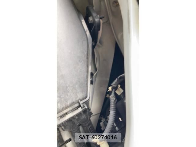 Nissan ELGRAND 2015-08 8073664-27