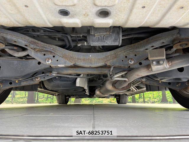 Nissan ELGRAND 2013-07 8073663-18