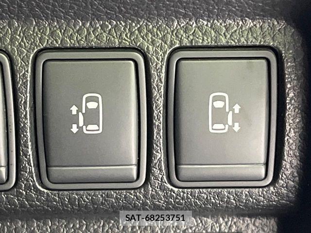 Nissan ELGRAND 2013-07 8073663-5