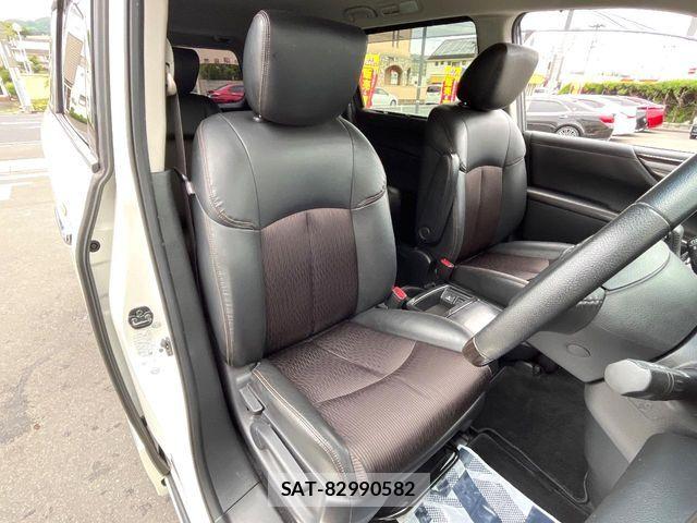 Nissan ELGRAND 2016-05 8073661-7