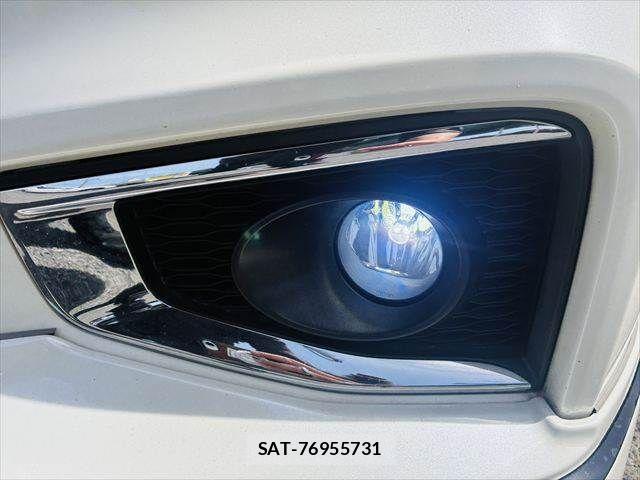 Nissan ELGRAND 2016-09 8073658-17
