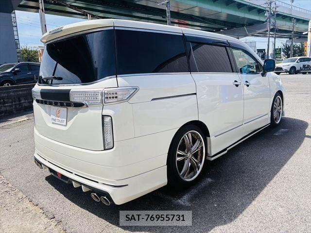Nissan ELGRAND 2016-09 8073658-22