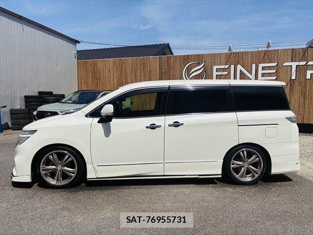 Nissan ELGRAND 2016-09 8073658-25