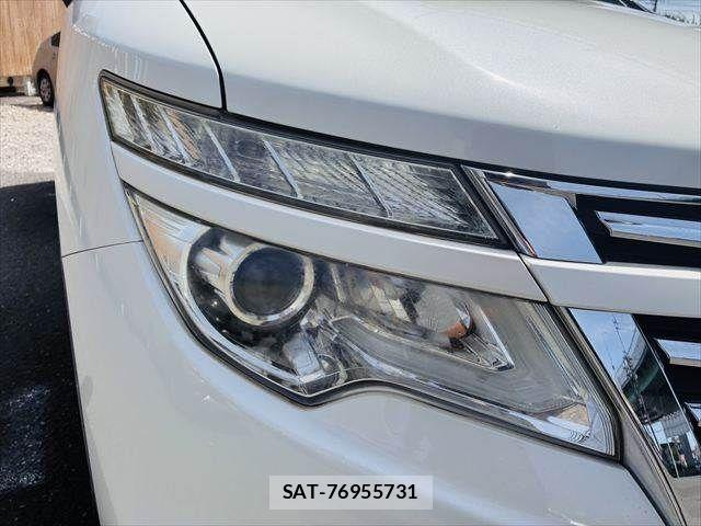 Nissan ELGRAND 2016-09 8073658-27