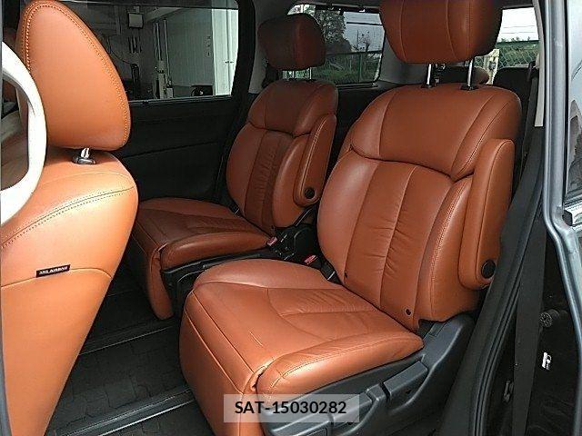 Nissan ELGRAND 2018-03 8073657-12